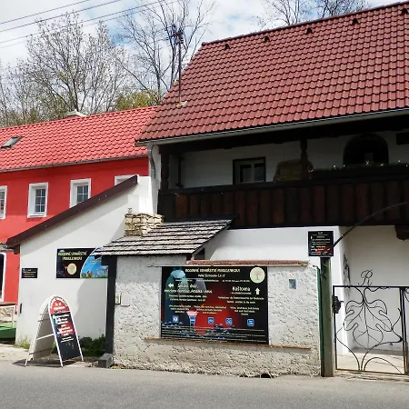 Rodinné Vinařství Mikulenkovi *